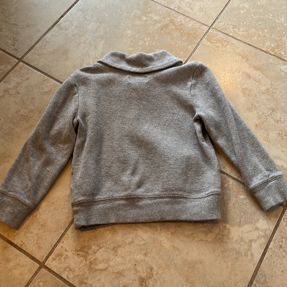 Gray Old Navy Sweater - Size 4T - Picture 4 of 4